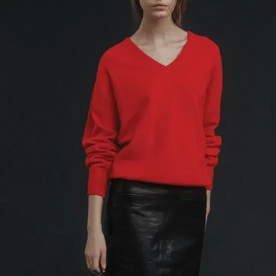 낫띵리튼 Haig v-neck pullover Red