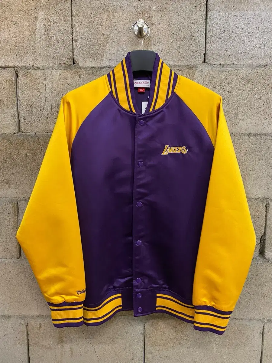 Mitchell & Ness NBA LA Lakers 세틴 자켓