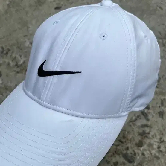 나이키 화이트 볼캡 Nike