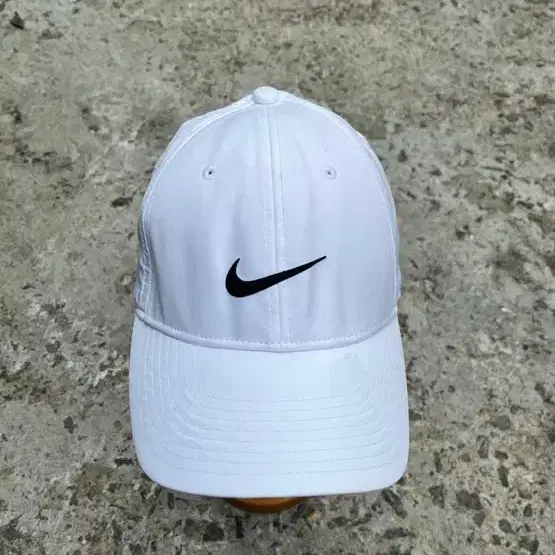 나이키 화이트 볼캡 Nike