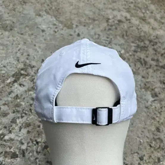 나이키 화이트 볼캡 Nike