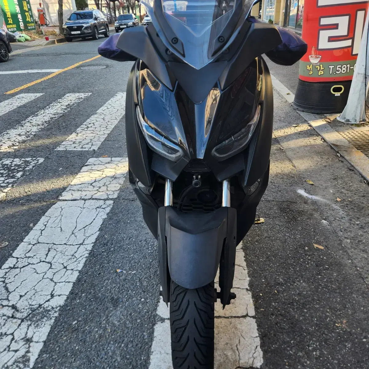 xmax300 21년식