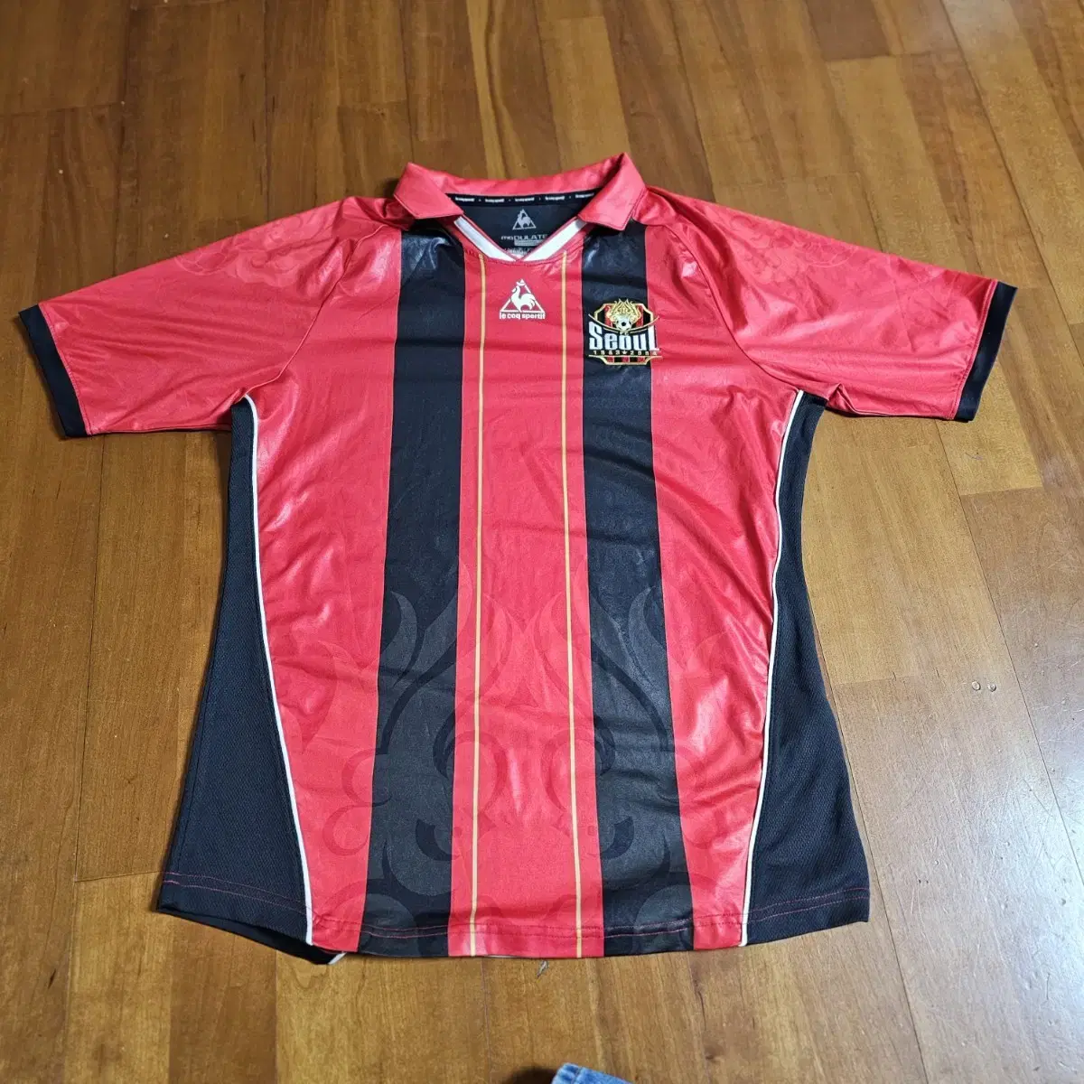 FC Seoul's vinyl jersey for sale