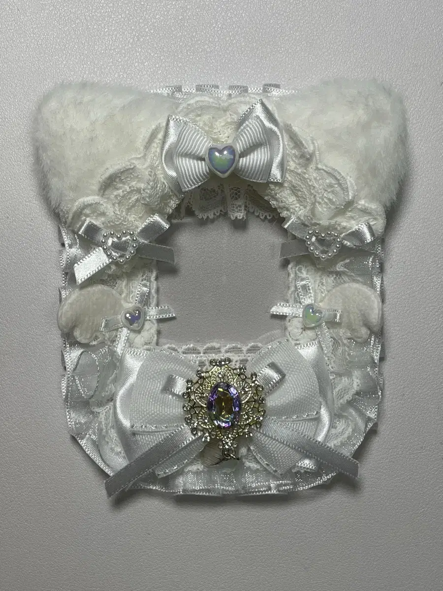 Lay toploader topcatwhitewhitejewelryribbon
