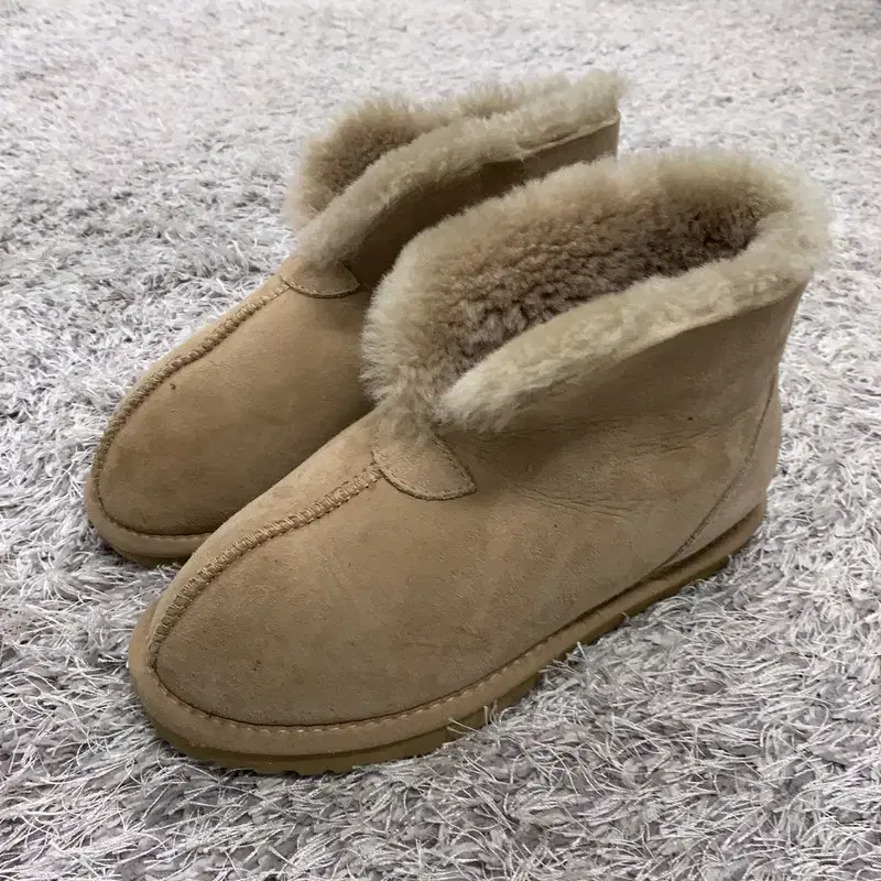 어그 UGG 겨울 털신 방한화 어그부츠 신발 235 G00993