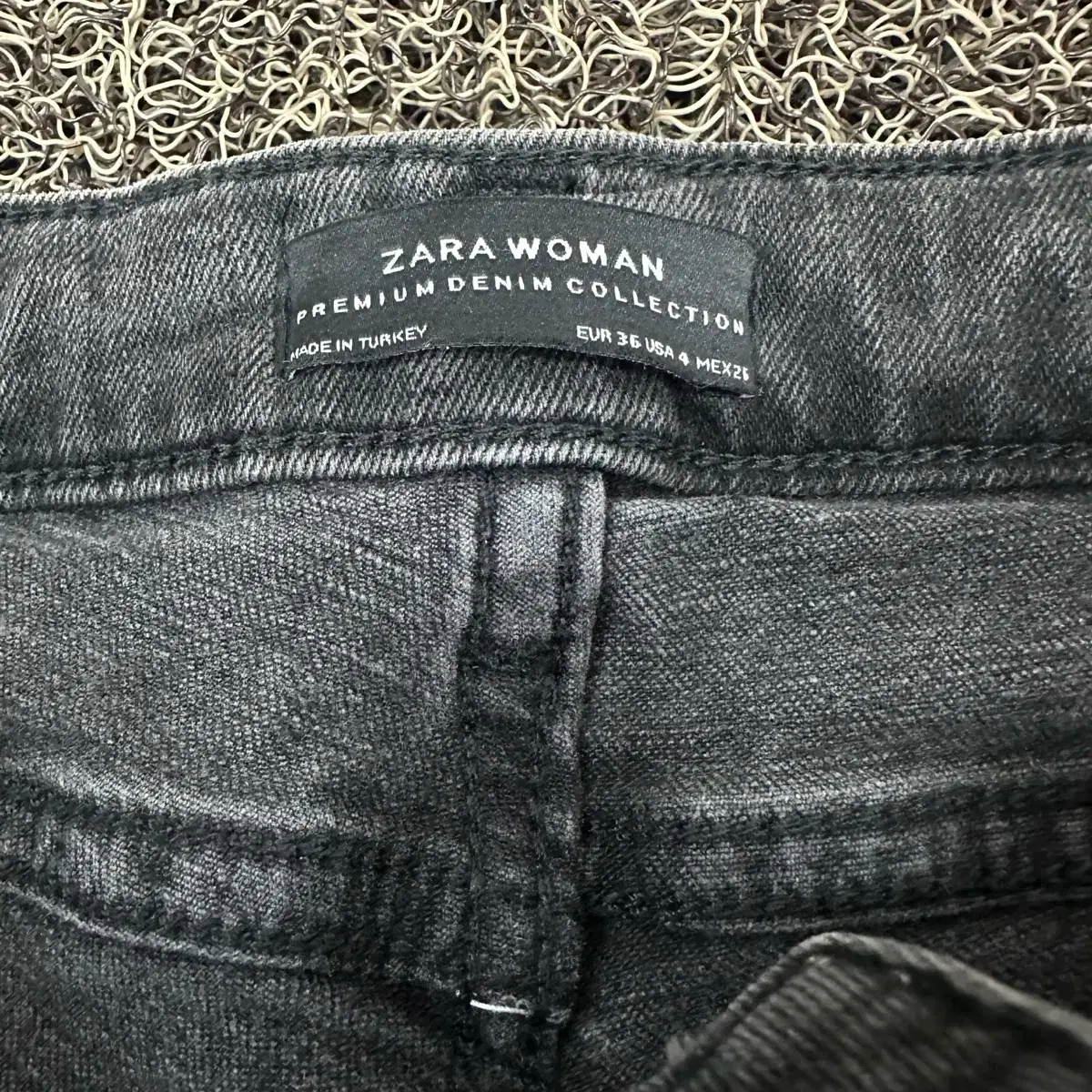 [새상품] ZARA 자라 우먼 여성 흑청 데님 팬츠 28인치