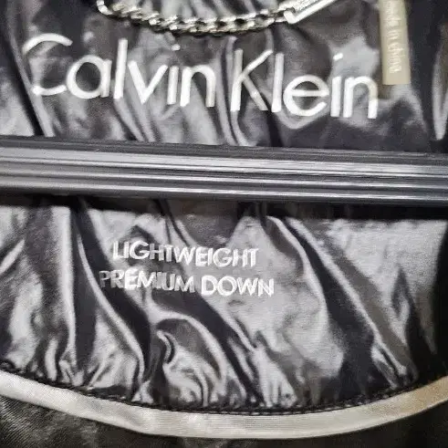 CalvinKlein롱뇽구스다운