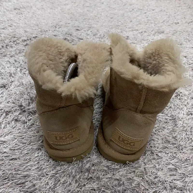 어그 UGG 겨울 털신 방한화 어그부츠 신발 230 G00994