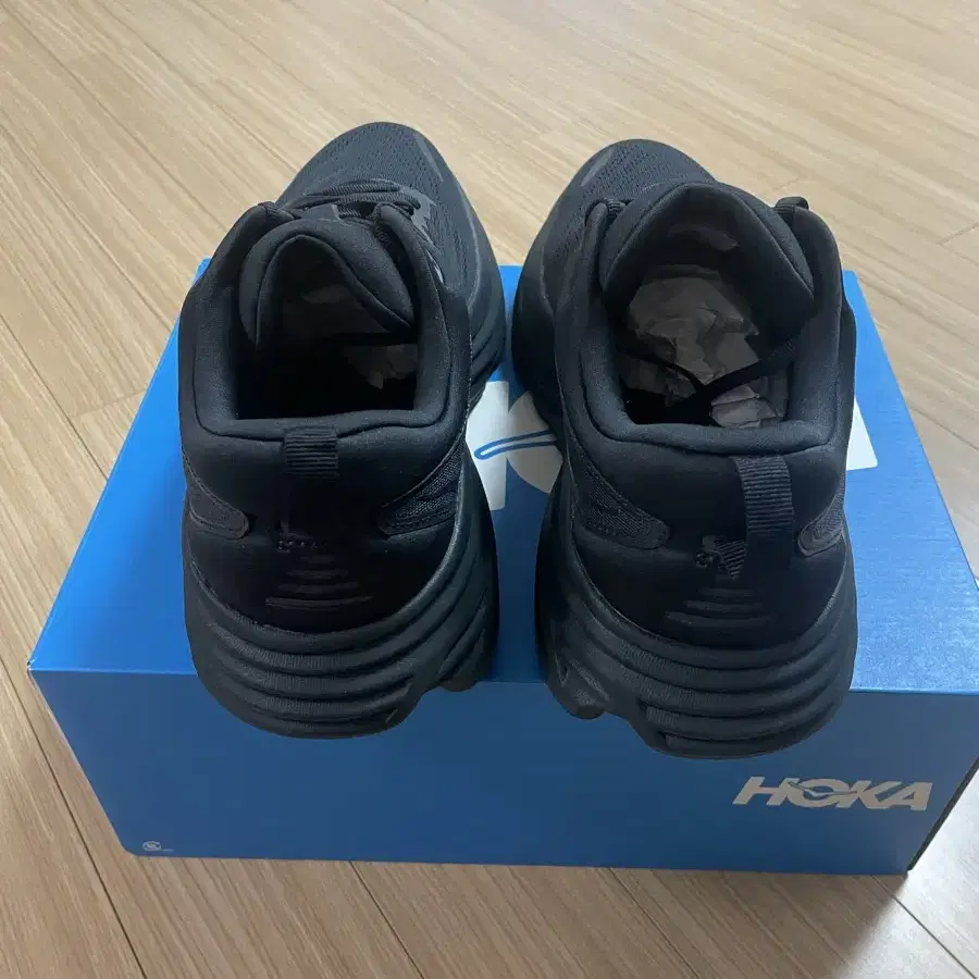 Hoka Bondi 8 Black - Wide  호카오네오네