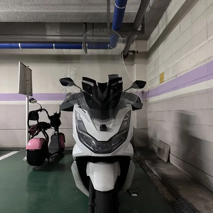 pcx125 abs모델 22년식 배달셋팅완 판매합니다