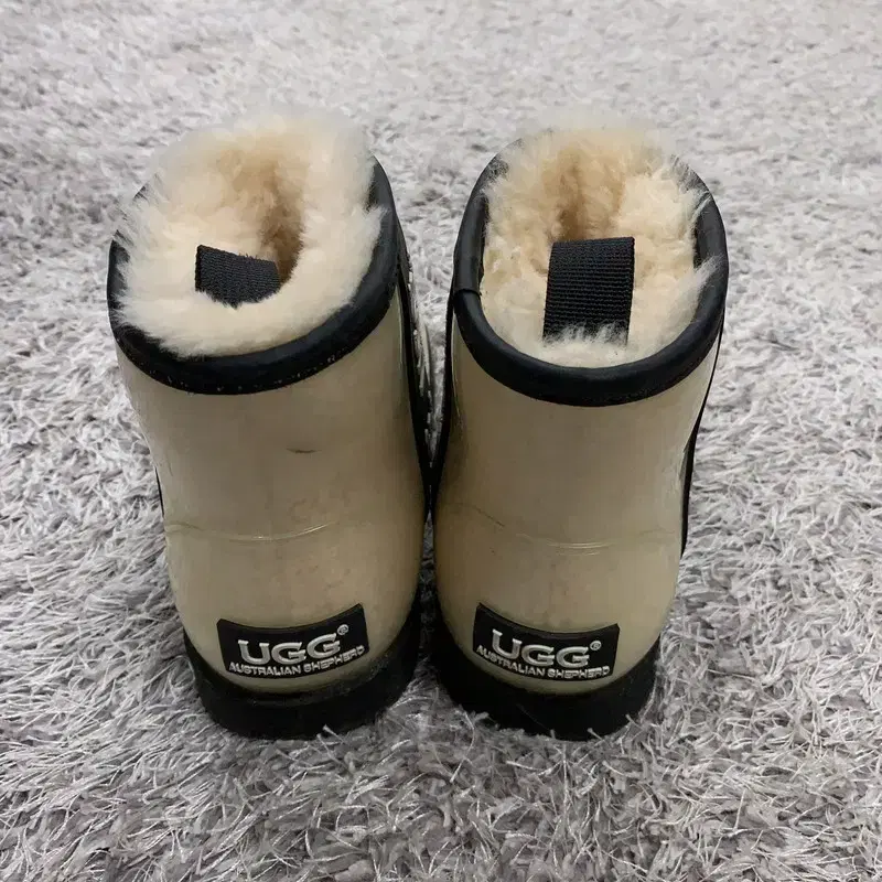 어그 UGG 겨울 털신 방한화 어그부츠 신발 230 G00995