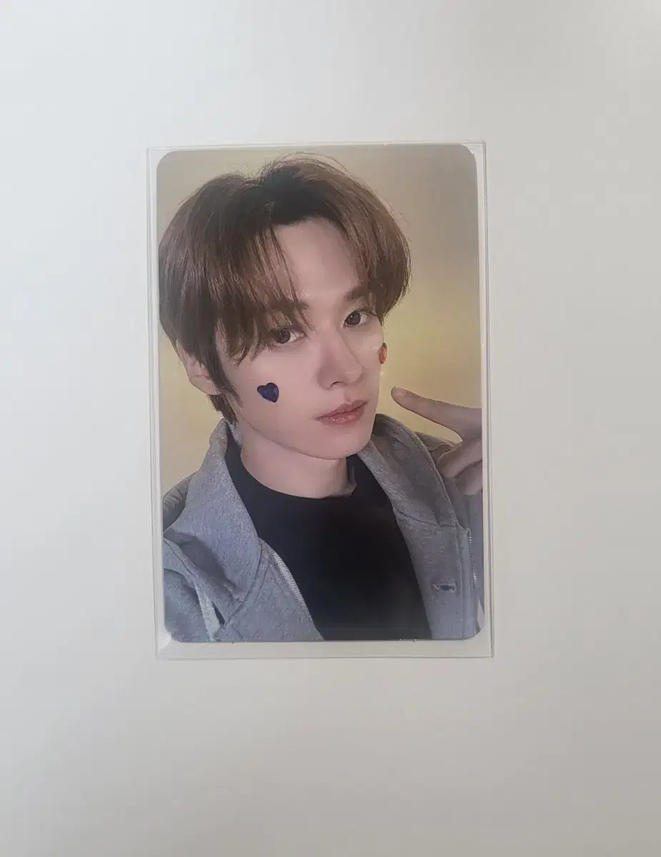 Skz Rock pop up Gibaway lee know sticker photocard sell Rockstar Ld.