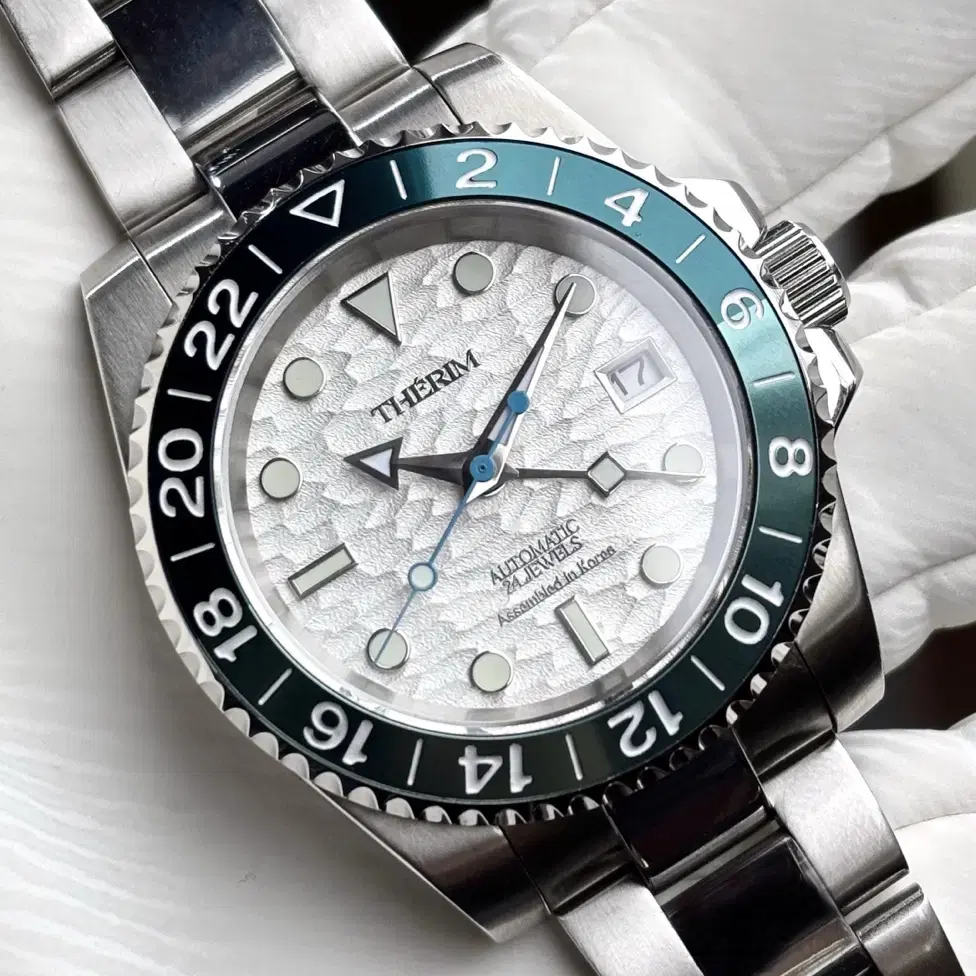 테림 GMT GLACIER