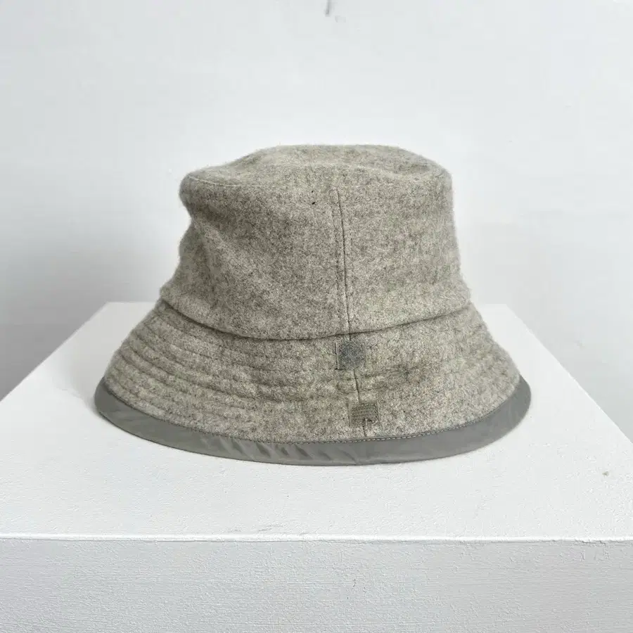 neighborhood wool bucket hat