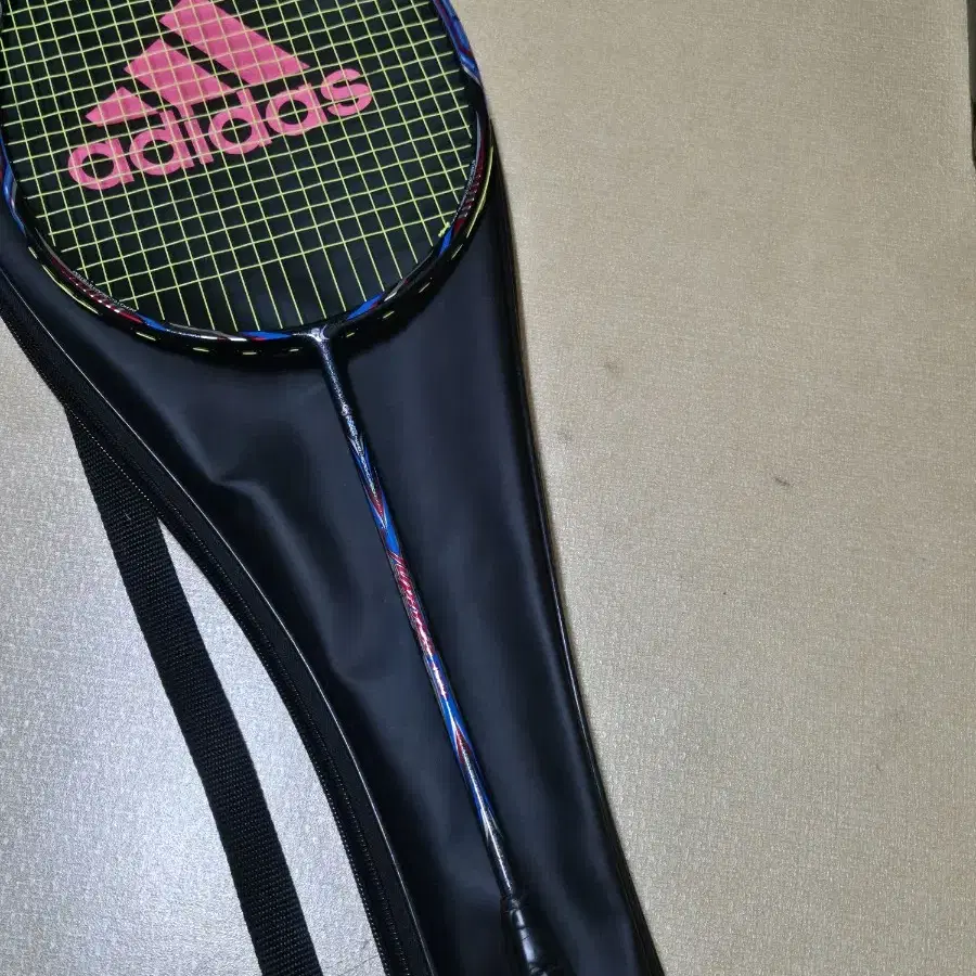 배드민턴 선수용 라켓 jupiter 1524-yonex BG 80