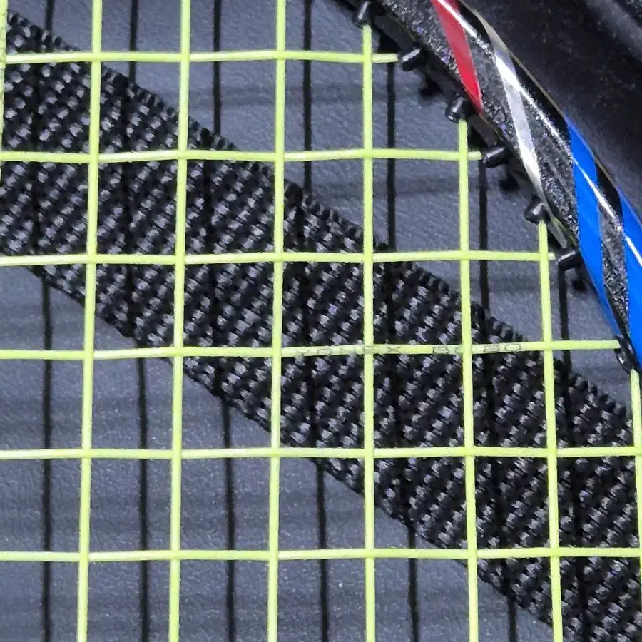 배드민턴 선수용 라켓 jupiter 1524-yonex BG 80