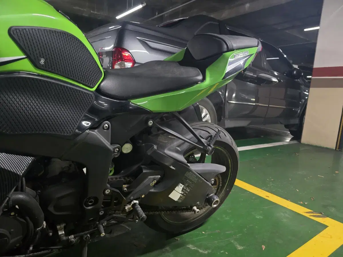 닌자 650 (zx-6r) (급매합니다 ㅠㅠ)