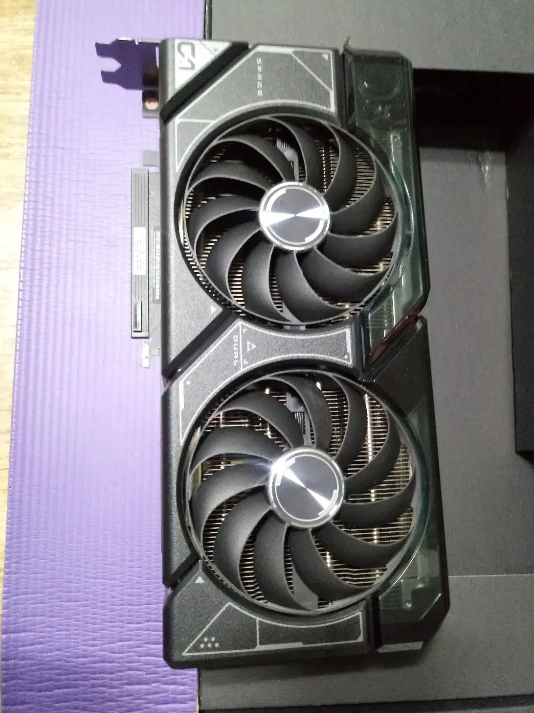 아수스 ASUS rtx4070 투팬 oc 그래픽카드