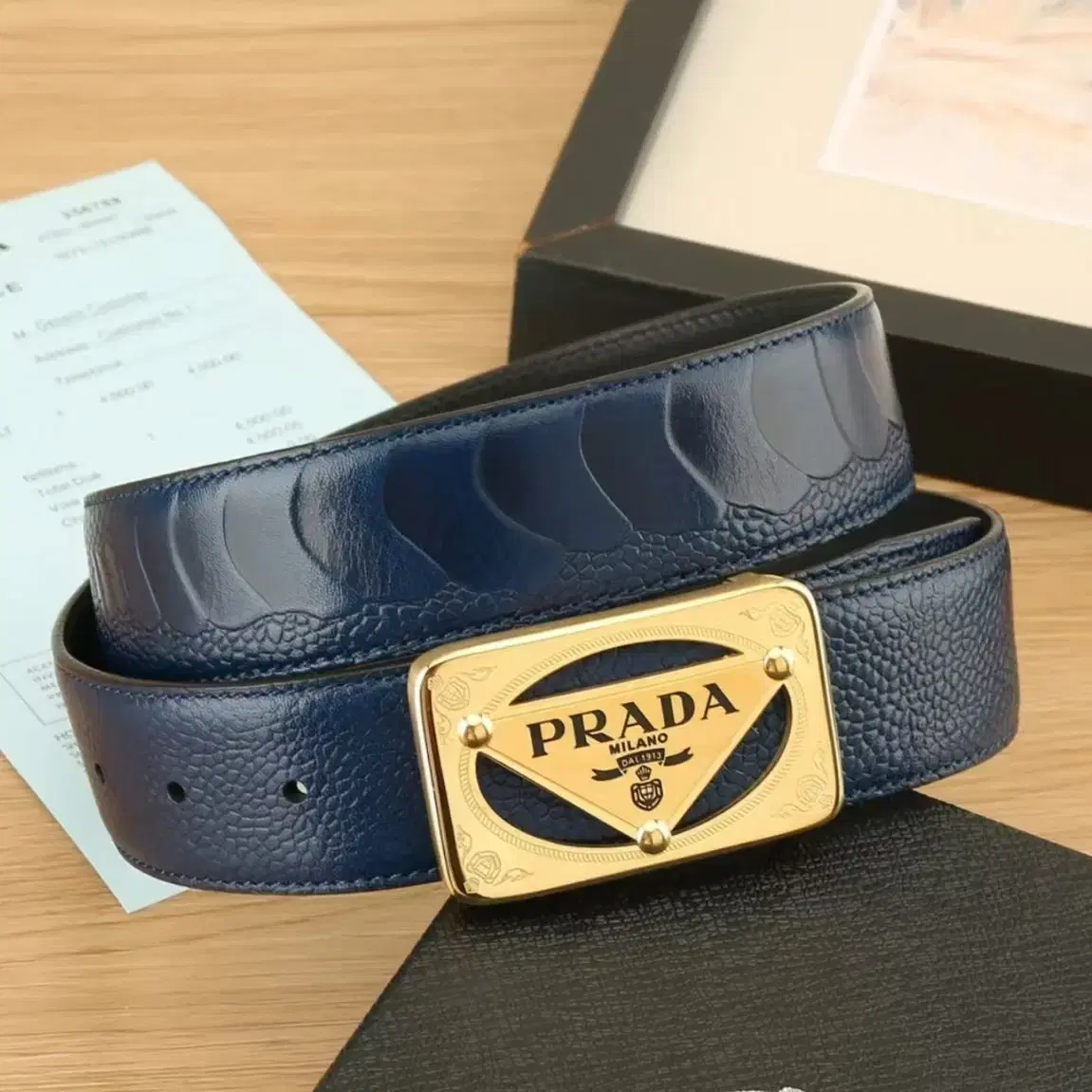 PRADA 프라다 클래식 가죽 밴드