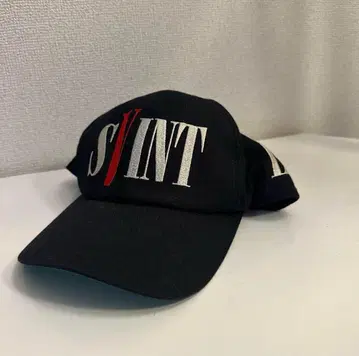 SAINT MICHEL X VLONE CAP BLACK