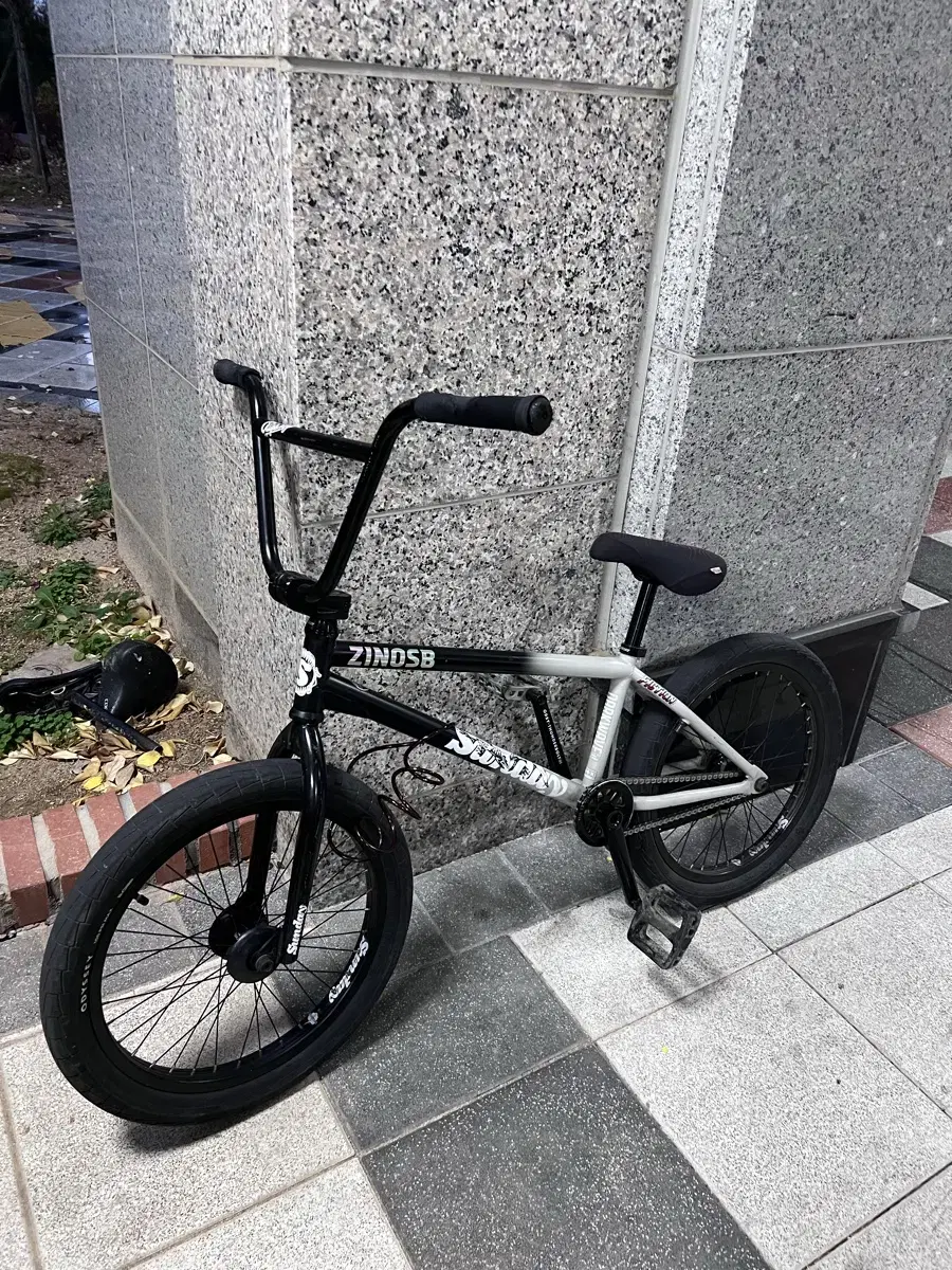 선데이 포어캐스터 bmx