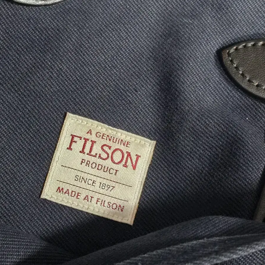 FILSON 필슨 260 남성 토트백