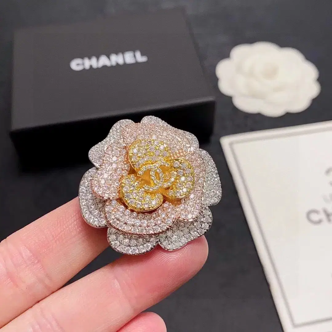 Chanel 샤넬 브로치