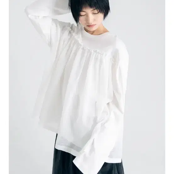 유노이아 Organza Frill Layer T Shirt