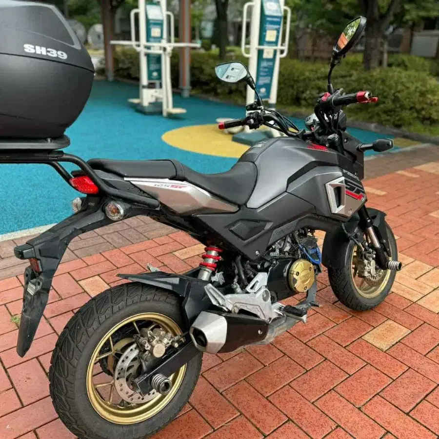 혼다 msx125 sf 17년식 abs 짧은키로수 판매합니다