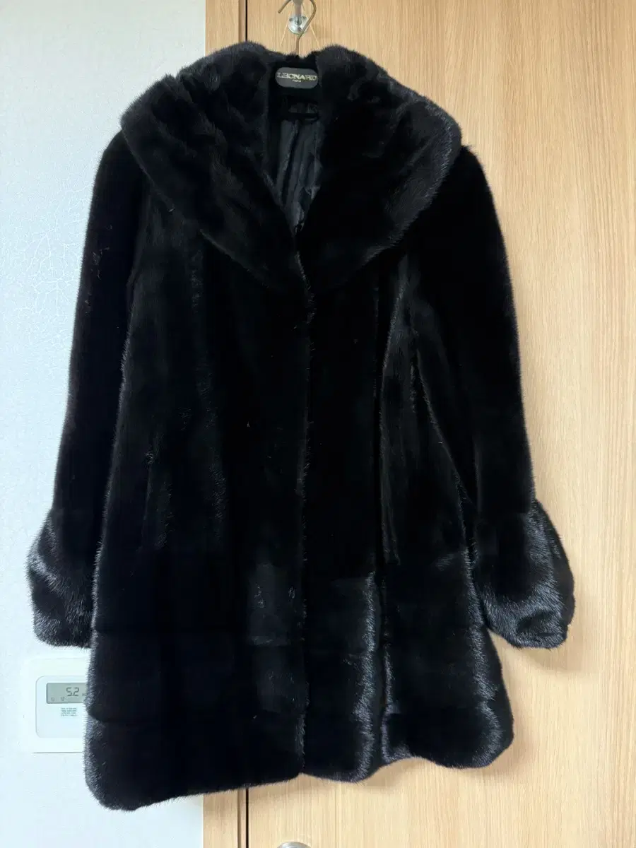 The finest black grama mink half-coat