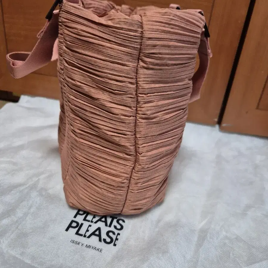 PLEATS PLEASE 플리츠 플리즈 주름 토트백