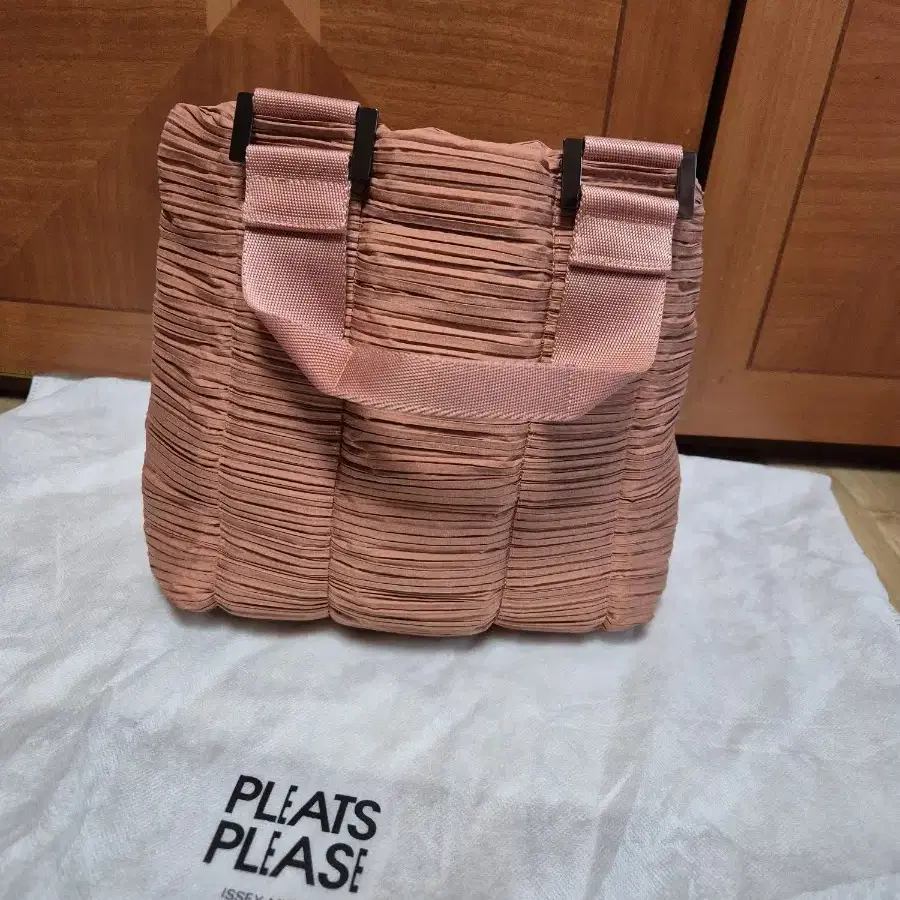 PLEATS PLEASE 플리츠 플리즈 주름 토트백