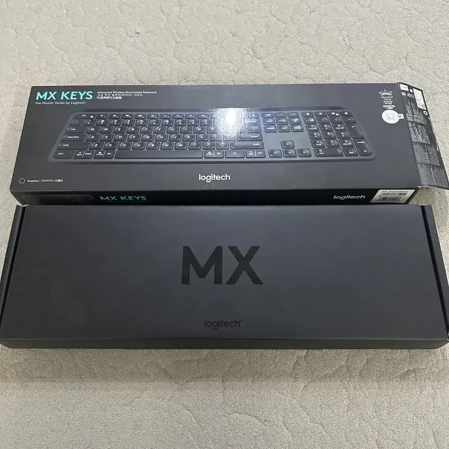 MX Keys 로지텍키보드