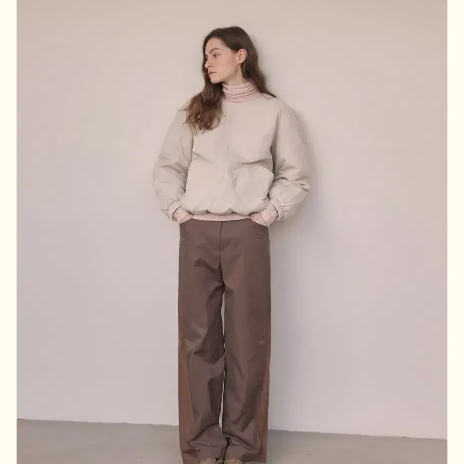 아우로 SIDE CONTRA PANTS [ BROWN ]