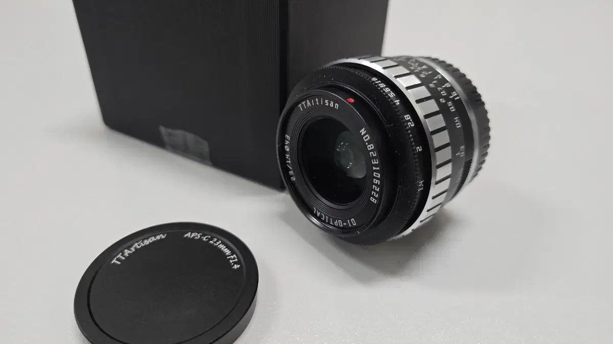 티티아티산 23mm F1.4 후지필름 X 마운트 렌즈 블랙실버0