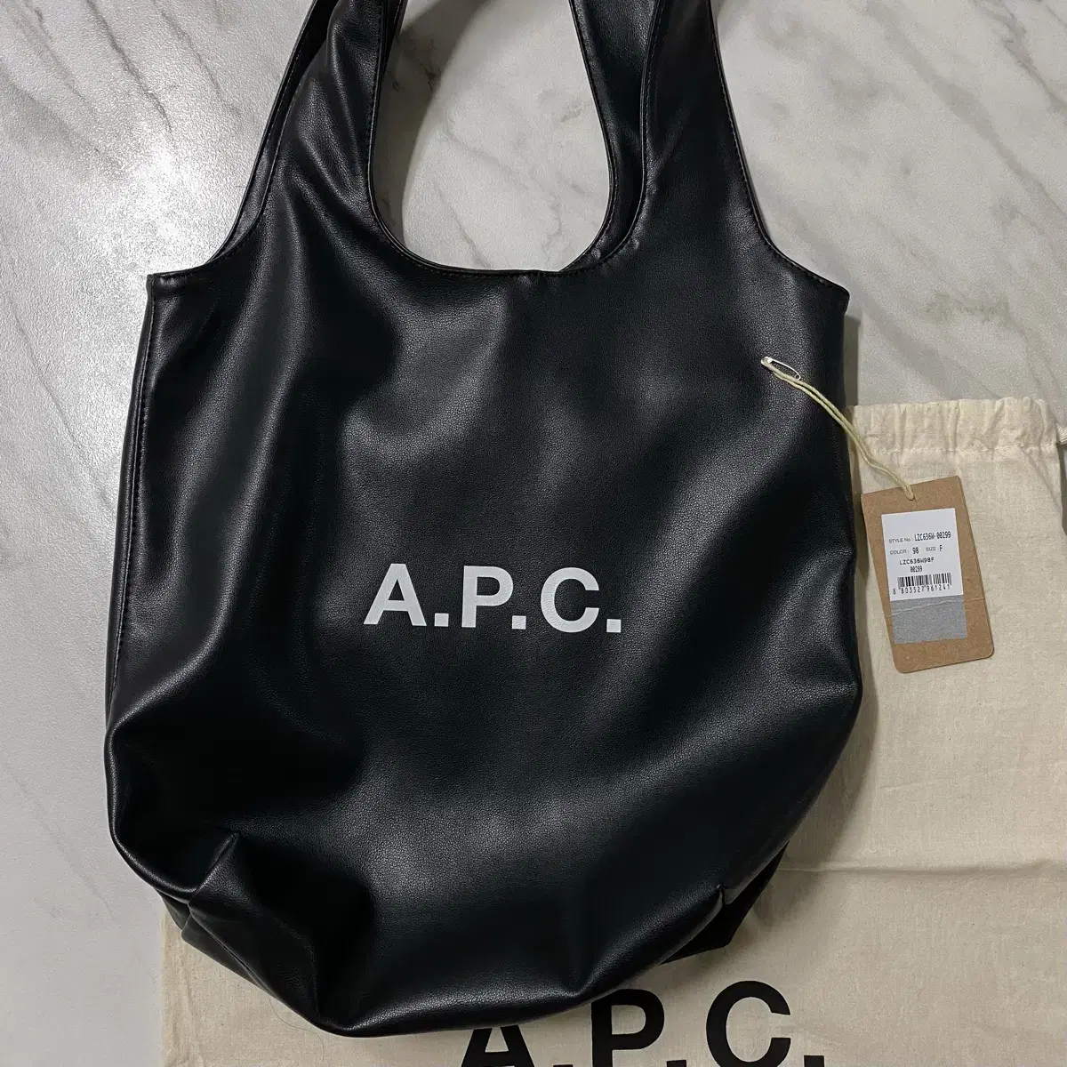 Apc 아페쎄 니논 토트백 스몰