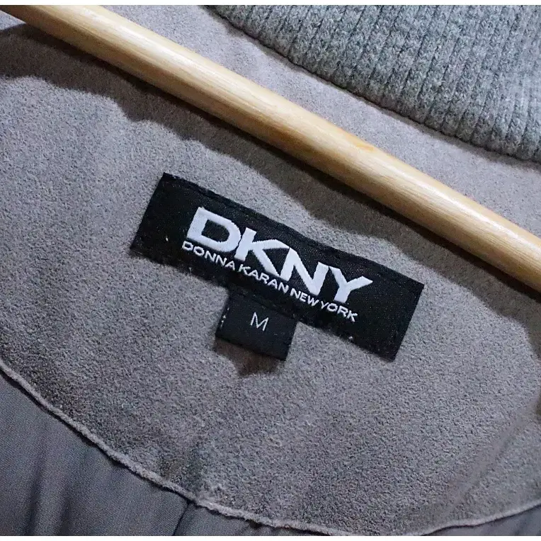 DKNY 하이넥 구스다운 패딩 코트 (남성M/100)