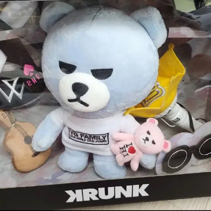 월드투어 2014 YG 패밀리 Krunk 인형 박스