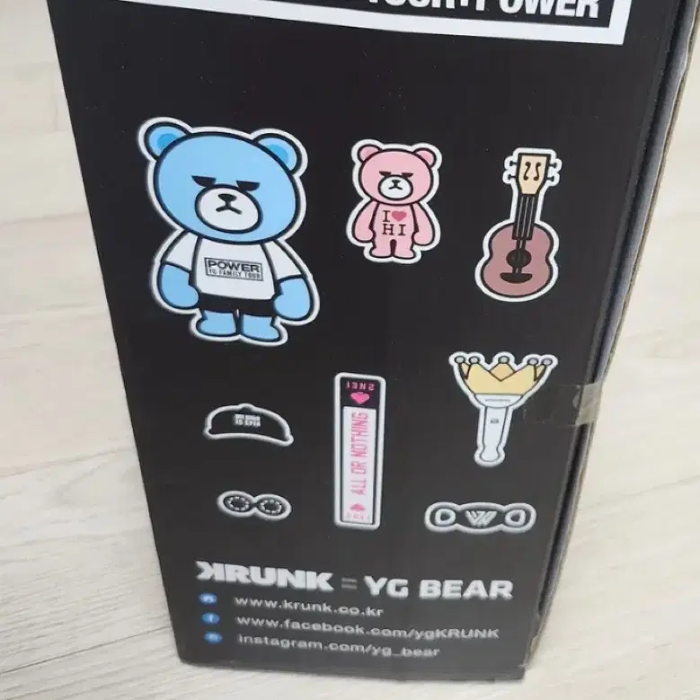 월드투어 2014 YG 패밀리 Krunk 인형 박스