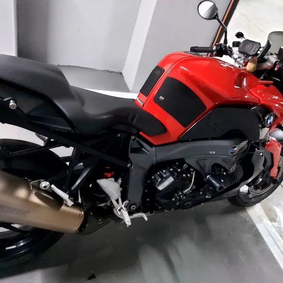 BMW K1300R 판매해봅니다