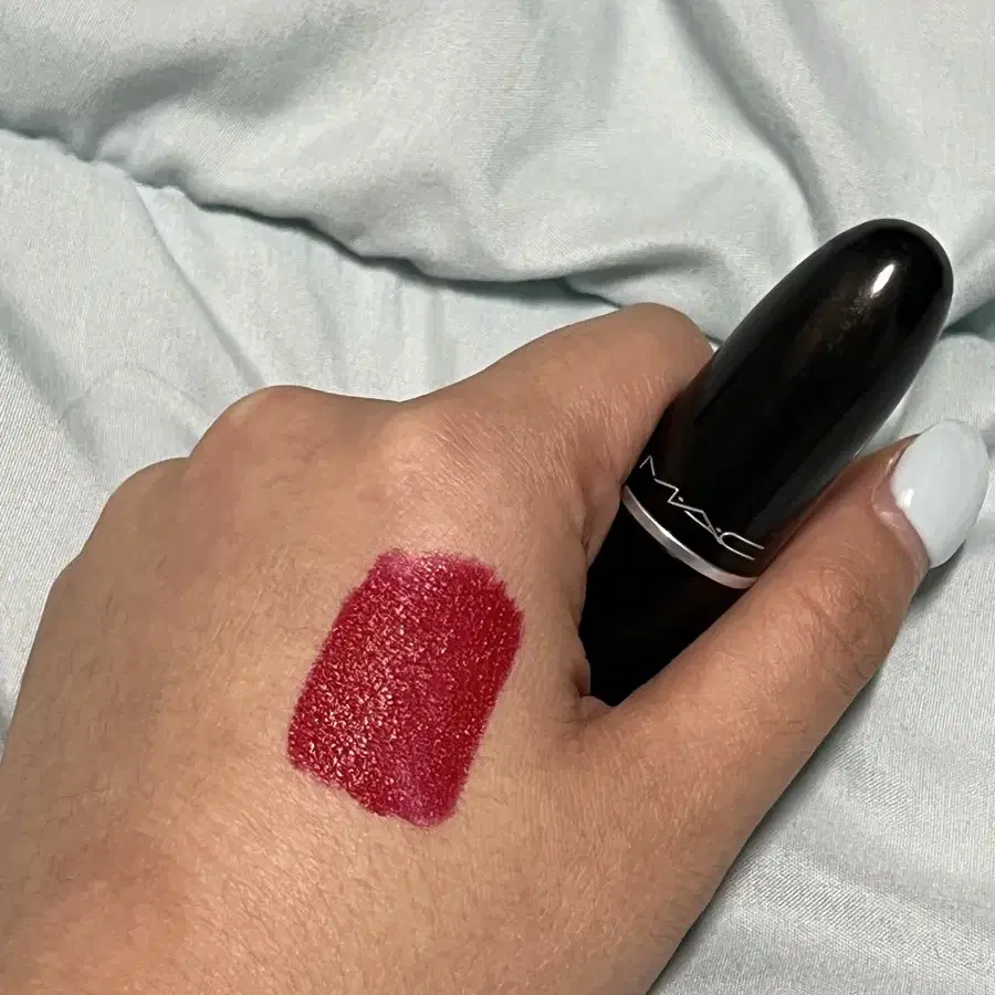 쿨거 1.0 맥 MAC RED AB7 립스틱 겨울쿨톤 왜안사 ㅜ