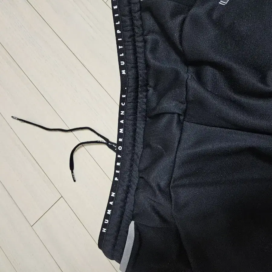 2xu 기모 러닝팬츠 팝니다