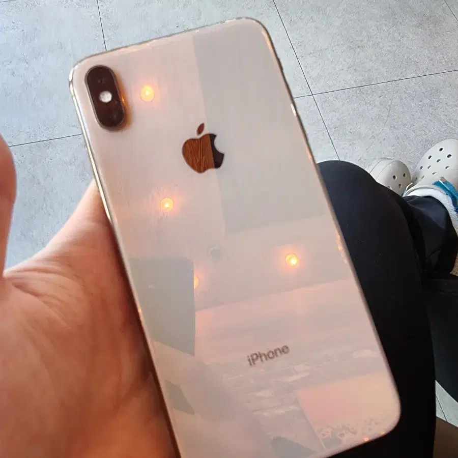 아이폰 xs max 64g 판매합니다 . 기스 깨짐x