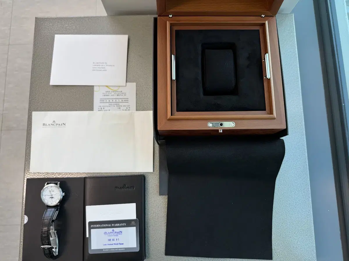 Sells Blancpain Villeret Quantum Compleat Moonphase 38mm Superlative