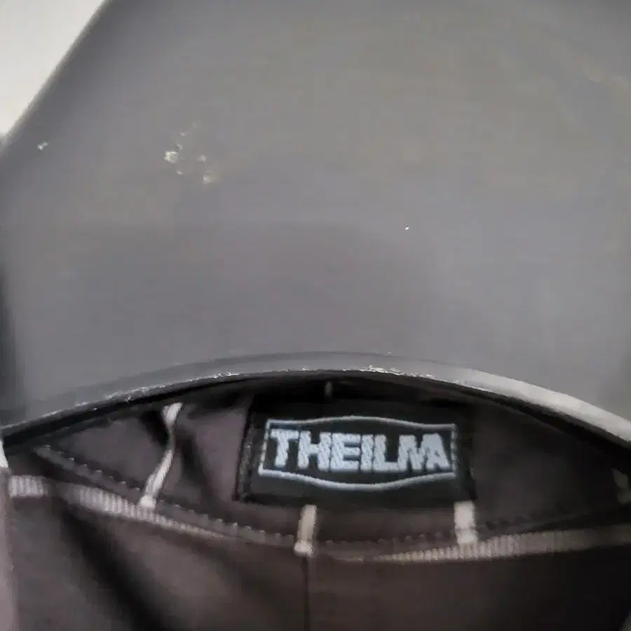 THEILMA 더일마 오버핏 셔츠