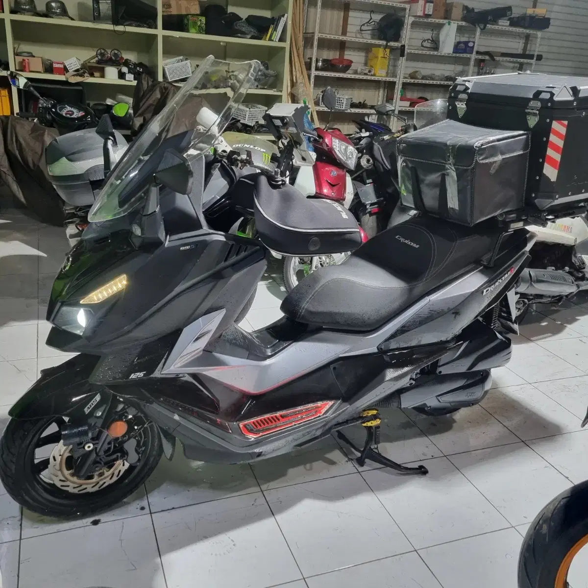 sym22년식크루심알파125cc 부산 감전동 한국오토바이 빅스쿠터