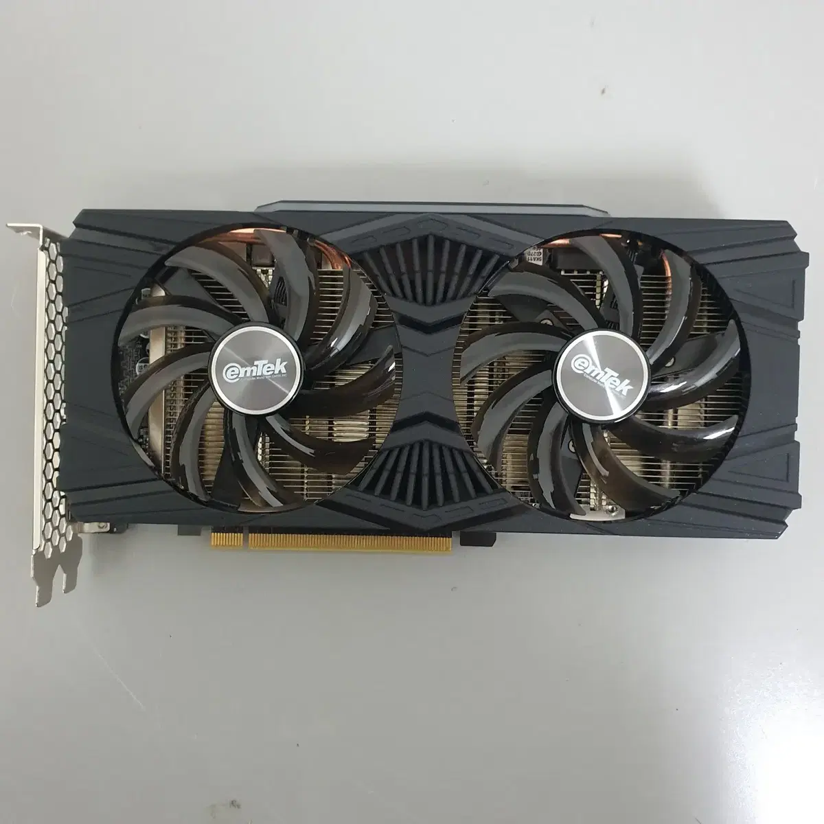 [무료배송] 중고 이엠텍 GTX1660s 베이직 6GB 그래픽카드