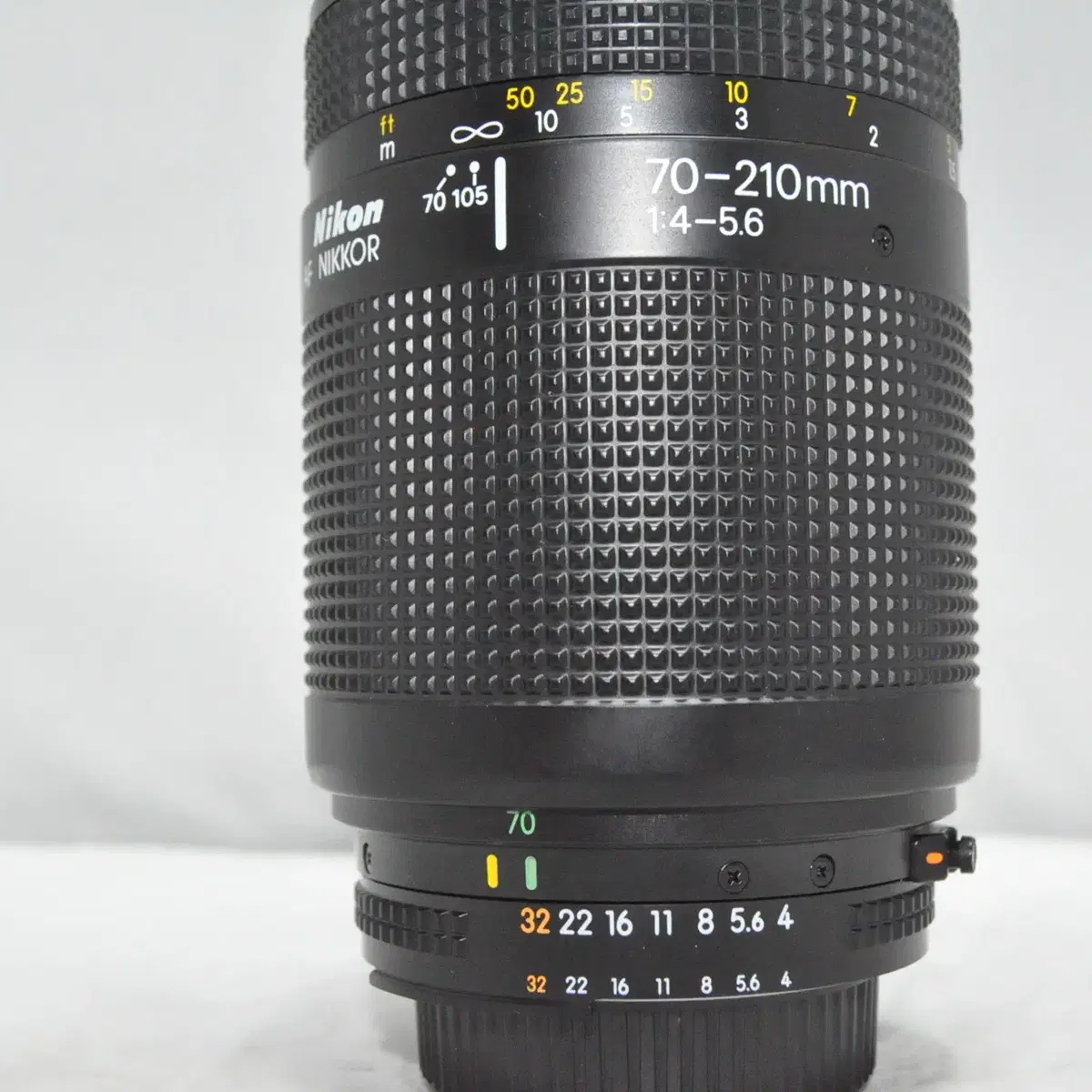 니콘렌즈AF70-210mm 1:4-5.6팝니다