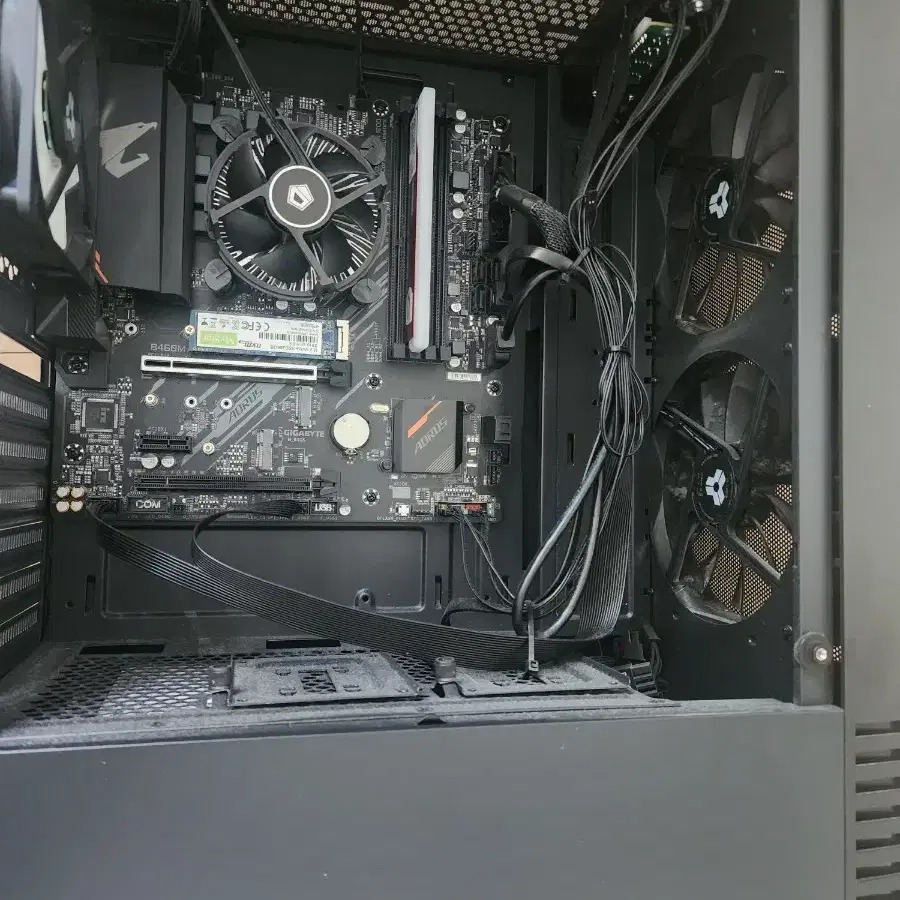 게이밍컴퓨터 I7-10700k 반본체