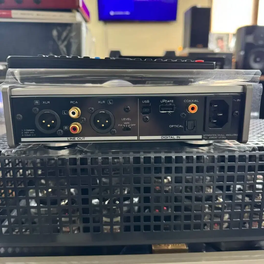 티악 (TEAC) UD-301 DAC (실버색상)